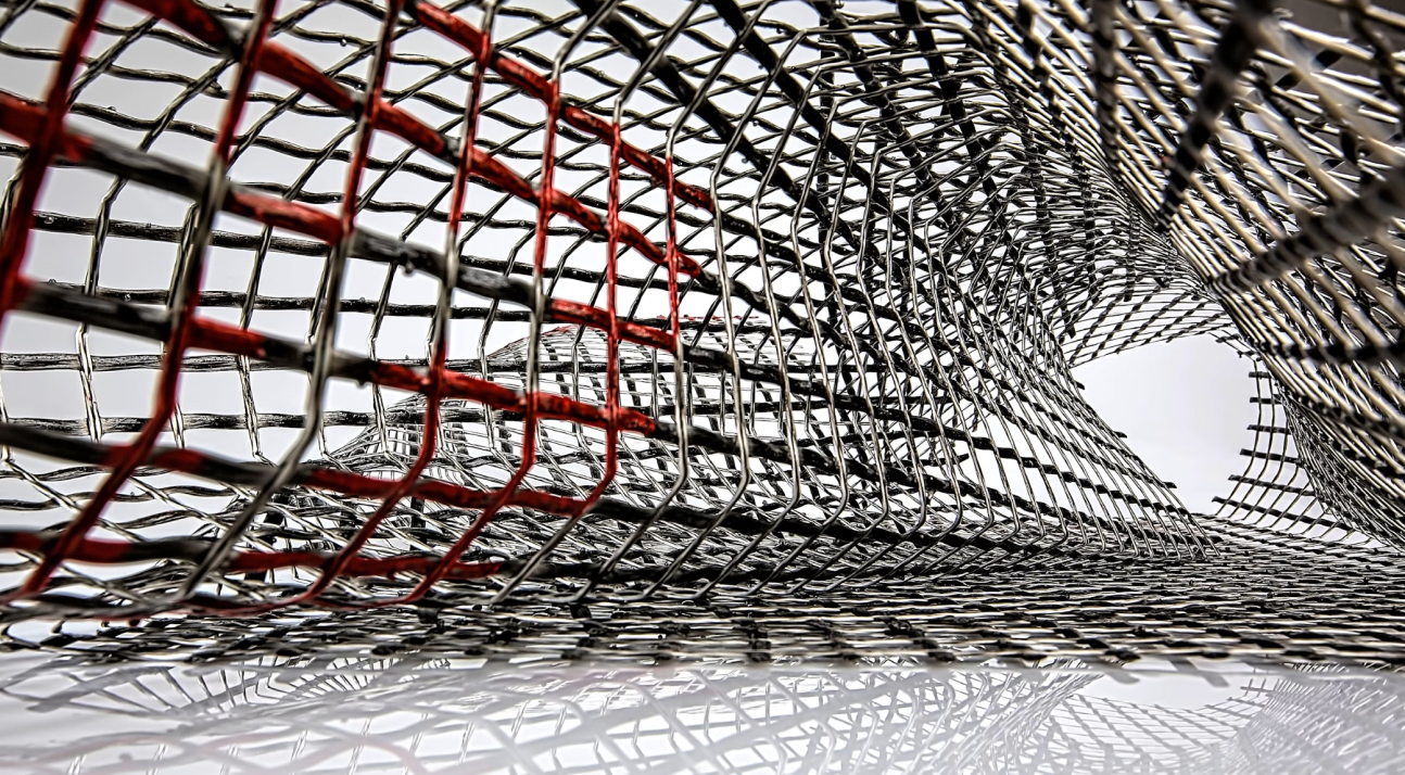 How Implementing a Data Mesh Architecture Benefits Your Organization-LP-647x357-2x
