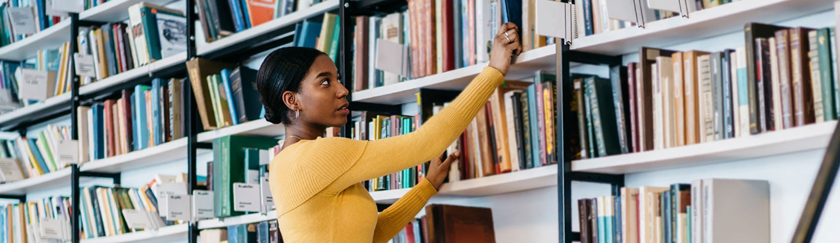 Hero image from an Alation blog about analytics stewardship